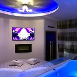 Hotel Luxury Superior 2*