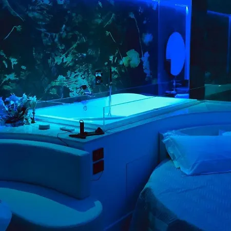 Hotel Luxury Superior 2*