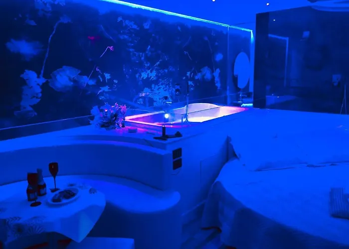 Hotel Luxury Superior 2*