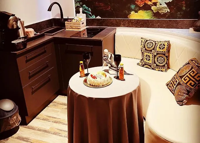 Hotel Luxury Superior 2*