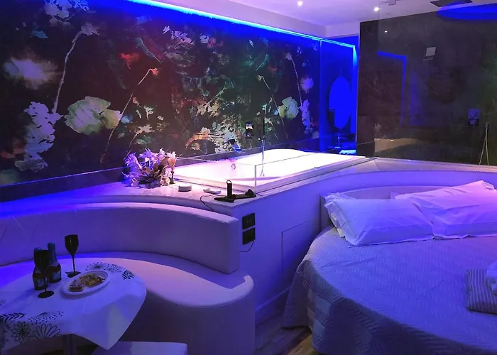 Hotel Luxury Superior 2*