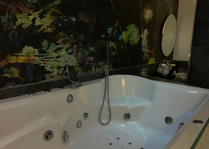 Luxury Superior 2* Asyż